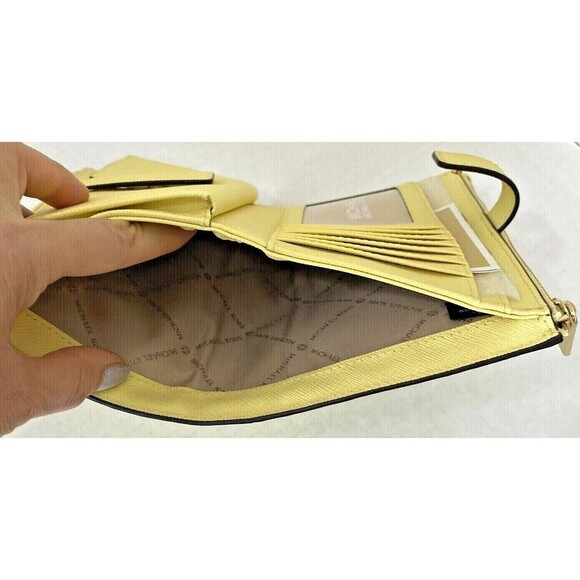 New Michael Kors Jet Set Travel Double zip wristlet Saffiano Leather Sunshine - Picture 6 of 6